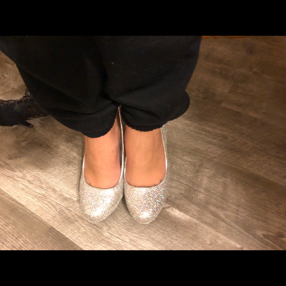Heels - Picture 3 of 3